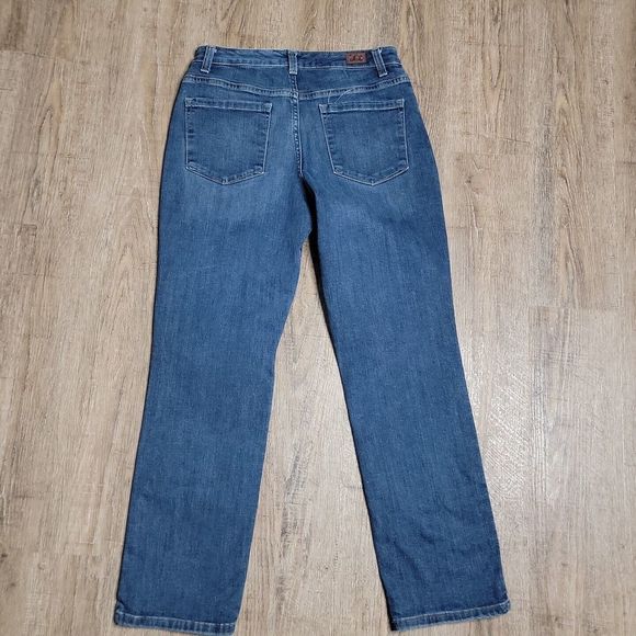 Lee Straight Leg Relaxed Fit Denim Jeans ~ Sz 6S ~ Blue ~ Mid Rise ~28.5" Inseam - Picture 7 of 7